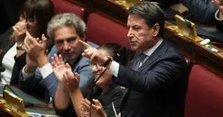 Italy Passes Controversial Electoral Reform Awarding Bonus Seats to Winning Coalition