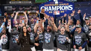 Rays Defeat Guardians to Reach World Series Against Championship-Seeking Brewers