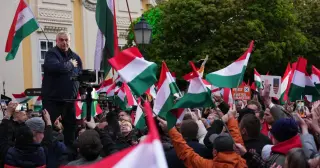 Orban’s Hidden Advantage: Polls Lean Against Him, Yet the System Keeps Him in Power