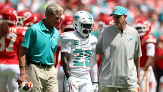 Achane's Non-Contact Knee Injury Ends Dolphins' Season Early, Leaving Backfield in Limbo