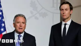 US peace envoys touch down in Moscow ahead of Kyiv talks