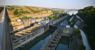Europe’s Nuclear Plants Under Strain as Rivers Run Dry in Heatwaves