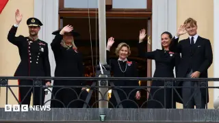 Oslo farewell: Norway's royals greet crowds from palace balcony at Harald V funeral
