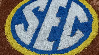 Big Ten, SEC Bar NFL-Contract Players From Returning to College Football