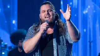 Taylor Swift Night cements Final Five on American Idol
