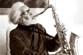 Jazz icon Sonny Rollins dies at 95, closing a six-decade era