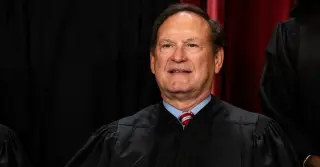 Alito Steps Aside in Landmark Climate Case, Setting Stage for 4-4 Split