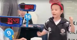 Six-Year-Old Lian Yunzhi Breaks Women's Rubik's Cube Record Twice in Three Days