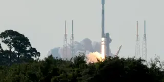 SpaceX Stock Dips Past IPO Price as ARK Bets Big on Space