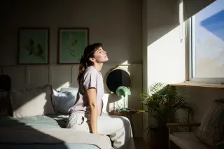 Inconsistent Wake Times Disrupt Circadian Rhythms and Worsen Nighttime Sleep