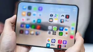 Apple Warns Users Against DIY Removal of iPhone Duo's Replaceable Nano-Texture Layer