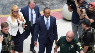 Tiger Woods accepts no-contest plea in Florida rollover crash, faces five-year license suspension