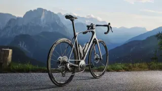Trek Domane Gen 5 Abandons IsoSpeed for a lighter, tyre-friendly ride