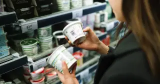 Dietitians' First Stop on Nutrition Labels: The Ingredients List