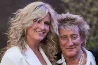 Penny Lancaster moved to tears recalling marriage moments with Rod Stewart