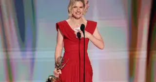 Rhea Seehorn Secures First Emmy for Pluribus Lead in Hive-Mind Sci-Fi Drama