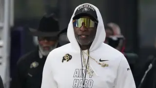 Northwestern stings Colorado 41-7, dealing Deion Sanders a sobering setback