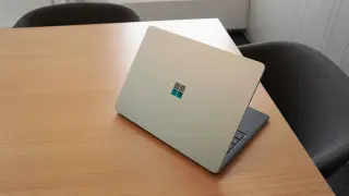 Windows 11 Preview Update Scrambles Cursors and Wallpaper; Uninstall to Fix