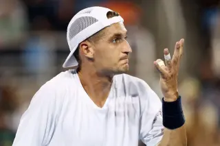 Munar survives Atmane’s cramp drama to win U.S. Open opener