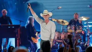 Kenny Chesney to Headline Pittsburgh with Church and Crow on 2027 Vibe Room Tour