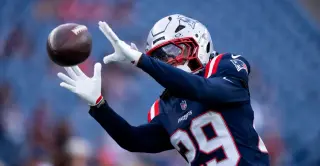 Patriots' 53-man cut day caps a few surprise winners and notable losses