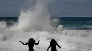Laguna Beach Surf Sweep: Search for Missing Teen Continues