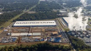 SpaceX Sets 2027 Deadline to Phase Out Mobile Turbines at Colossus Data Center