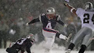 Vinatieri Kicks Field Goal at 11,332 Feet to Set Guinness Record