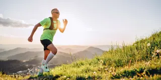 Extreme endurance tests reveal immune-first survival strategy in humans