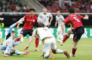 Korea rally seals 2-1 win over Czechia in World Cup opener