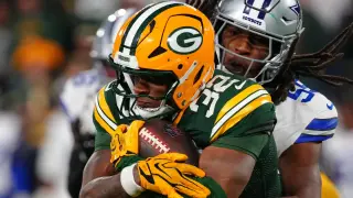 Packers Win 23-13 as Defense Shines, but Offense Remains Fragile