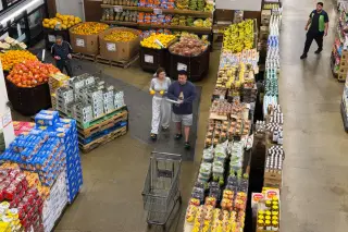 US Economic Data Shows Mixed Results Ahead of Midterms