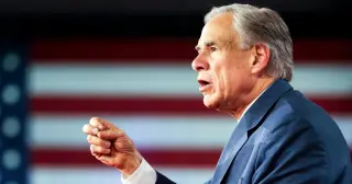 Texas Governor Race Tightens as Latino Leaders Press Democrats for More Funding