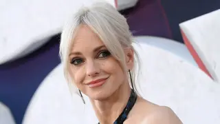 Anna Faris Responds to Chuck Lorre's 'Mom' Memoir Criticism with Sobriety Update