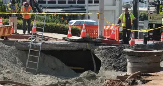 Century-old water main bursts on Sunset Strip, flooding West Hollywood and closing Sunset Boulevard