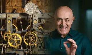 Time's Arrow Grounded in Quantum Decoherence, Al-Khalili Says