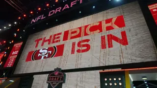49ers Trade Out of Round 1, Stack Draft Capital
