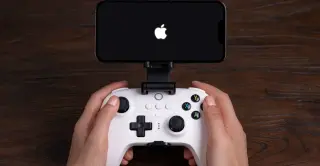 Apple reportedly drafting iPhone game controllers under Beats branding