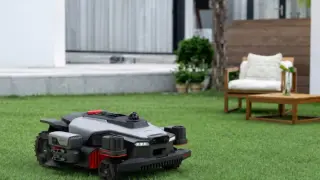 Dreame A4 AWD Pro Brings a Side-Arm Edge to Robotic Lawns