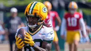 Packers’ First Full-Pads Practice Reveals Early Standouts and Setbacks
