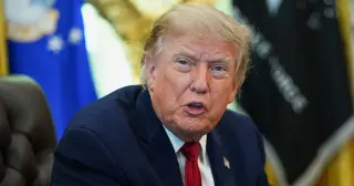 Green Slime Overshadows Trump's Reflecting Pool Renovation