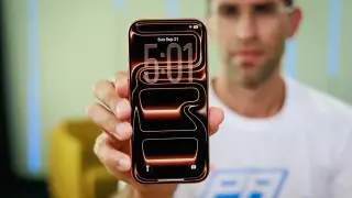 iPhone 18 Pro Max Thickness Rumor Sparks Conflicting Signals