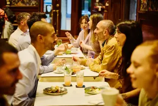 Marmalade Cafe Seeks Chapter 11 Protection Amid Rent Disputes and Closures