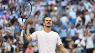 Zverev advances to US Open final after edging Khachanov in a thriller