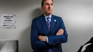 Brooklyn cafe bans Rep. Goldman over Israel stance, fueling primary clash
