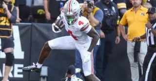 Ohio State Defeats Iowa 31-14 as Jeremiah Smith Sets Program Records