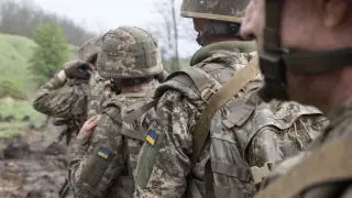 EU moves to bar military-age Ukrainian men from new refugee protections