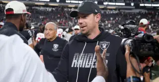 Klint Kubiak era kicks off with Raiders' all-around win over Dolphins