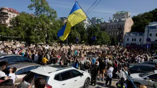 Kyiv roars as Zelenskyy fires defense minister in sweeping government shakeup