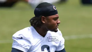 Bears safety Coby Bryant sidelined 8-10 weeks with knee injury